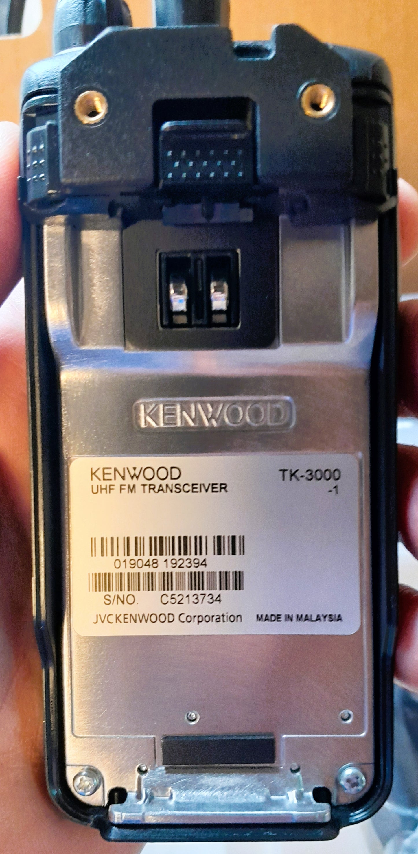 Kenwood TK-3000K UHF 440-480 Mhz 16CH Analogico 4W Radio Analogica sin pantalla ideal para seguridad de Conserjes, equipos de seguridad Precio+iva