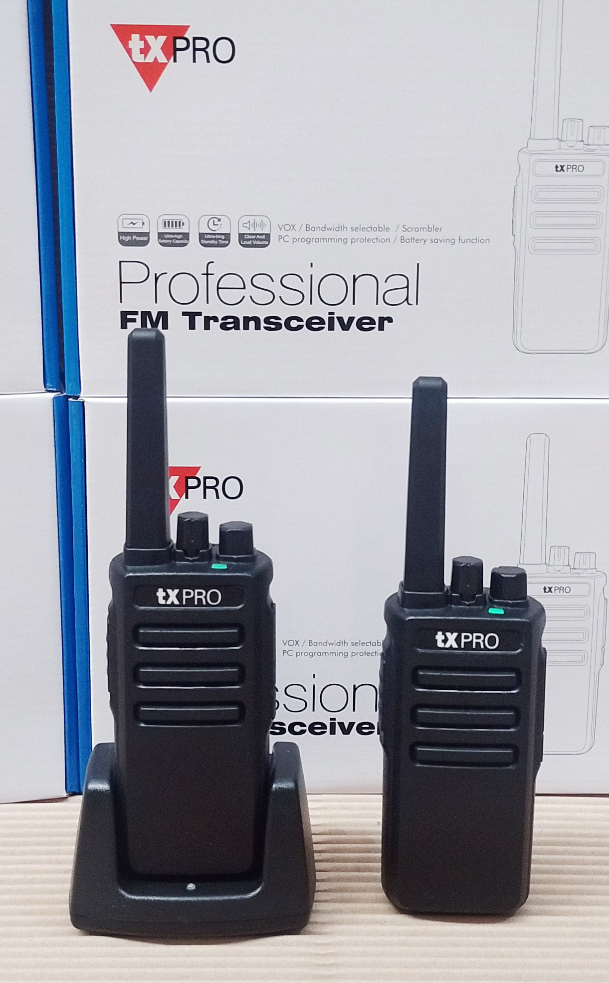 TXPRO TX600H UHF 450-520 Mhz 16CH Analogico 5W Radio portátil de dos vías sin pantalla con función VOX para tus auriculares que posean esta característica Precio +iva