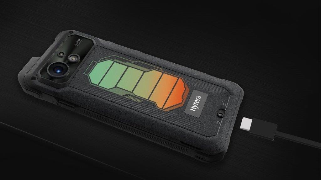 Smartphone PNC460 XRugged Radio PoC y Smartphone Inteligente con Android 12 IP68 Precio + iva