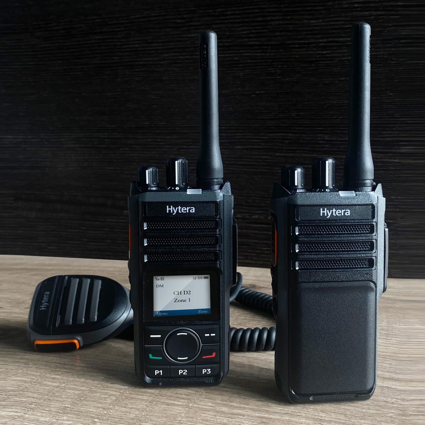 Hytera HP506 VHF 136-174 MHz 256 CH DMR y Analogico 5W Radio Digital Portátil Profesional | GPS Sin pantalla Precio +iva