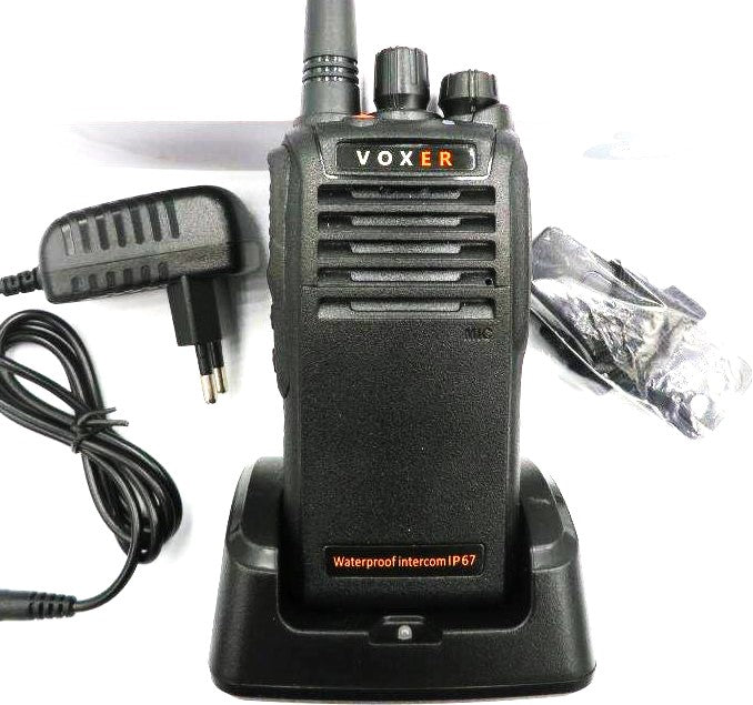 Wings WP67 UHF 400-480MHz 16CH Analogo 4W Radio robusto semi profesional ideal para trabajos en nieve, piscinas, lluvia, lacustre, bordes costeros