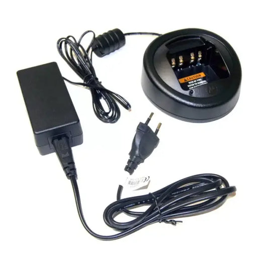 Motorola NNTN8273 Cargador de una sola unidad IMPRES™ 240 volt enchufe europeo para DEP550/570 y DGP Precio + iva