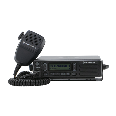 Motorola DEM™400 VHF 136-174 MHz 64CH analógico 45W Radio móvil con pantalla alfanumérica, diseñados para el chofer de todos los días, pensados para durar Precio +iva