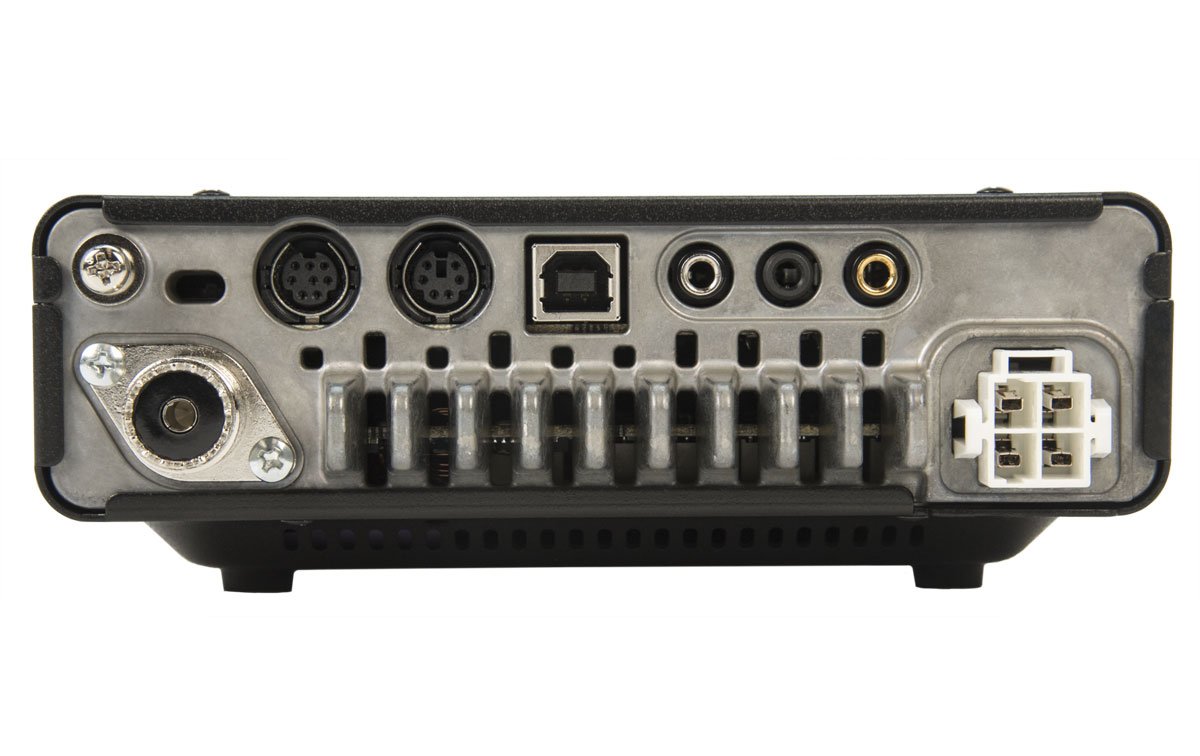 Yaesu FT-891 HF/50MHz 100W Compacto, liviano y con panel desmontable ¡Explora el Universo de la Radioafición! Precio +iva