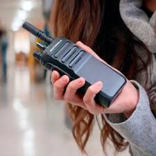 Motorola R7 MOTOTRBO™ TIA HAZLOC Capable UHF1 UHF2 400-527 Mhz 64CH Digital y Análogo Intrínseco 4W Radio digital NKP El TIA HAZLOC El superhéroe de las normas de seguridad Precio +iva