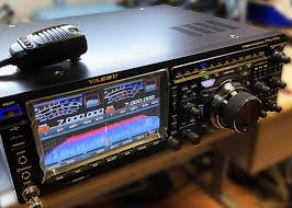 Yaesu FT-DX101D Equipo Base HF 100W 30 kHz a 75 MHz Modos de funcionamiento: CW, AM, SSB, FM, RTTY, PSK Gran pantalla en color con visualización del espectro y diagrama de cascada (A pedido) Precio +iva