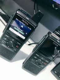 Hytera PNC370 Radio PoC PTT sobre celular amplía el rango de las llamadas al suministrar servicios PTT en redes 3G/4G/WLAN Precio + iva
