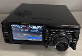 YAESU FT-DX10D Radio móvil SDR compacto HF/50MHz 100W (A pedido por importación)Precio + iva