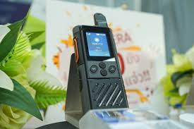 Hytera P30 Radio PoC GPS LTE portátil con licencia PoC Hytera y licencia despachador durante 13 meses (Solo para Simcard M2M Entel) Precio +iva