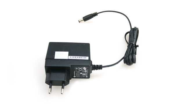 Motorola PMPN4577 Cargador individual IMPRES™ 240v compatible con DEP550e/570e DGP5050e/5550e/8050e/8550e R7 APX900/1000/2000 Precio +iva