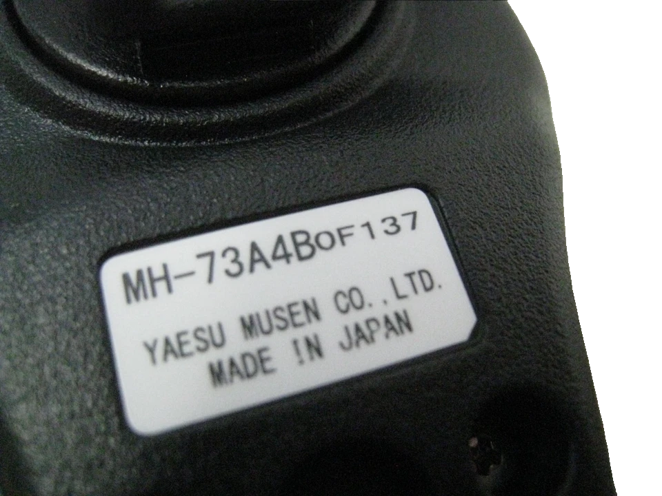 Yaesu MH-73A4B Micrófono parlante remoto sumergible de resistencia IPX7 para VX-6R Standard Horizon HX-890 HX-40 HX-210 HX-320 HX-380 HX-400 Precio + iva