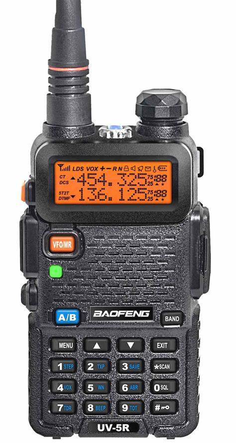BAOFENG UV-5R VHF 136-174 Mhz/UHF 400-520 Mhz 128CH Analogico 3W Radio dual band portátil de dos vías programable con teclado Precio + iva
