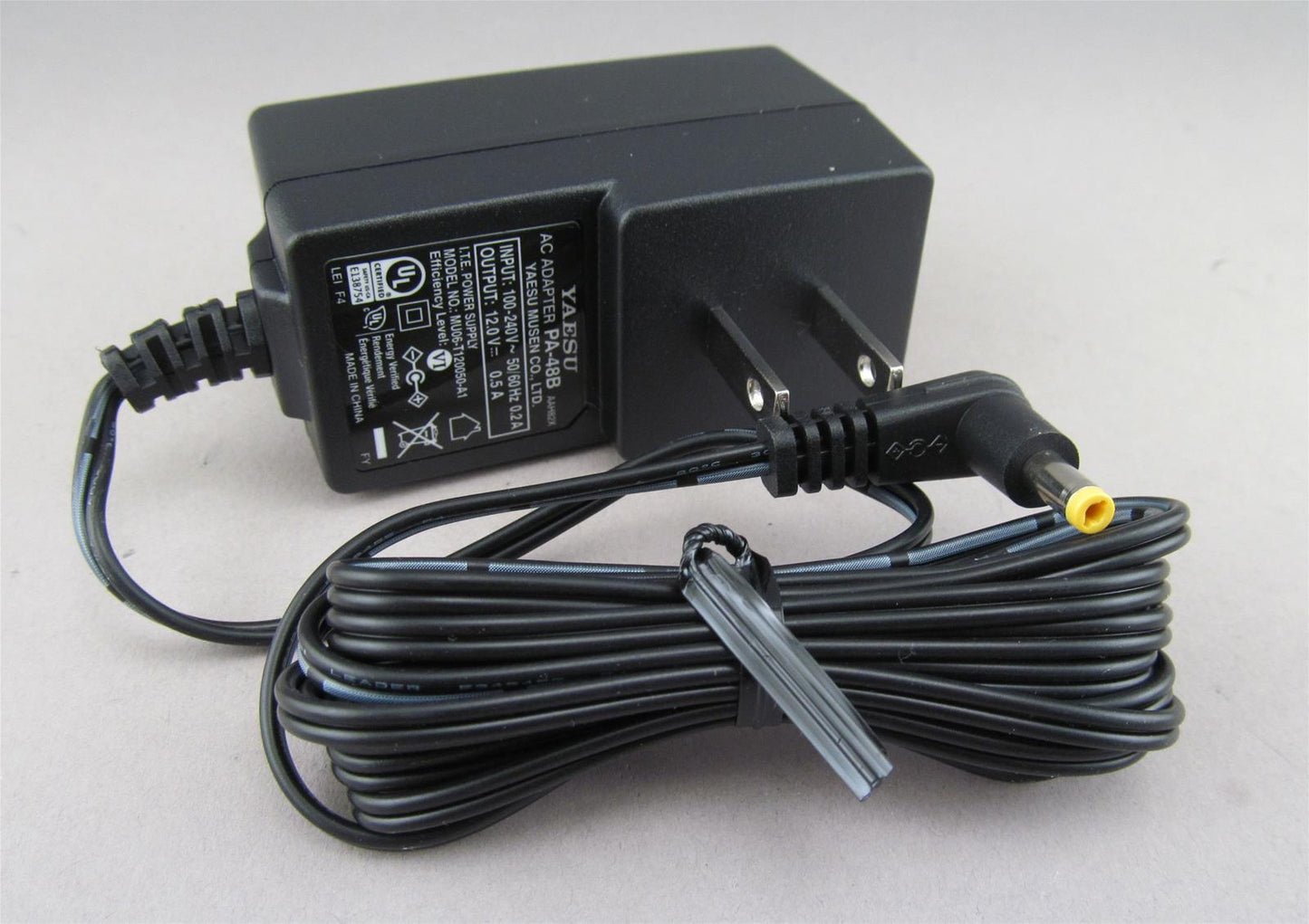 Yaesu FT-60R VHF/UHF108-520 MHz/700-999,999MHz 1000CH 5W Radio portátil analogico dual band identificación automática de emergencia (EAI), CTCSS/DCS, EPCS Vertex Standad WIRES Precio +iva