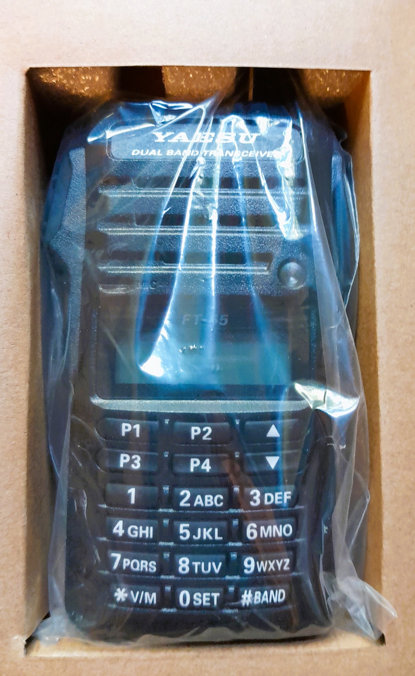 Yaesu FT-65R Doble banda VHF 136-174/UHF 400-480 Mhz 200CH 5W Radio analogico compacto y liviano IP54 MIL-810 C,D-E con batería de larga duración Precio + iva