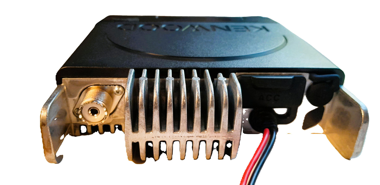 Kenwood NX-1700HNK VHF 136-174 Mhz 260CH NXDN Análogico 50W / 25W / 5W Radio móvil base digital NXDN y analógico con pantalla de 10 caracteres para logística y transporte Precio + iva