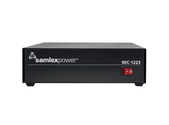 SAMLEX POWER SEC1223-BBM Fuente de Poder Switching de 23 AMPS - 13.8 VDC Incluye conmutador y cargador p/bateria de respaldo Precio + iva