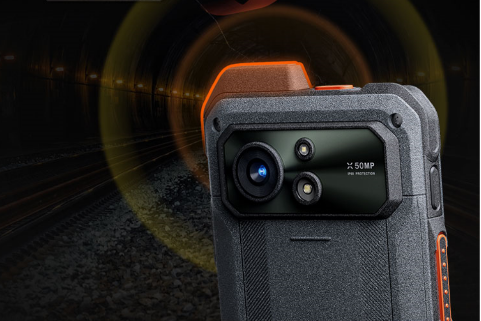Smartphone PNC460 XRugged Radio PoC y Smartphone Inteligente con Android 12 IP68 Precio + iva